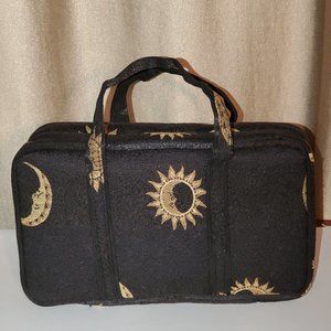 Travel cosmetic bag| Portable Toiletry/Make-up Storage